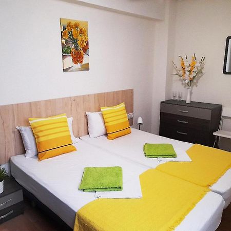 Double Cozy Room. Ruzafa - Perfect Place To Stay Valencia Bagian luar foto